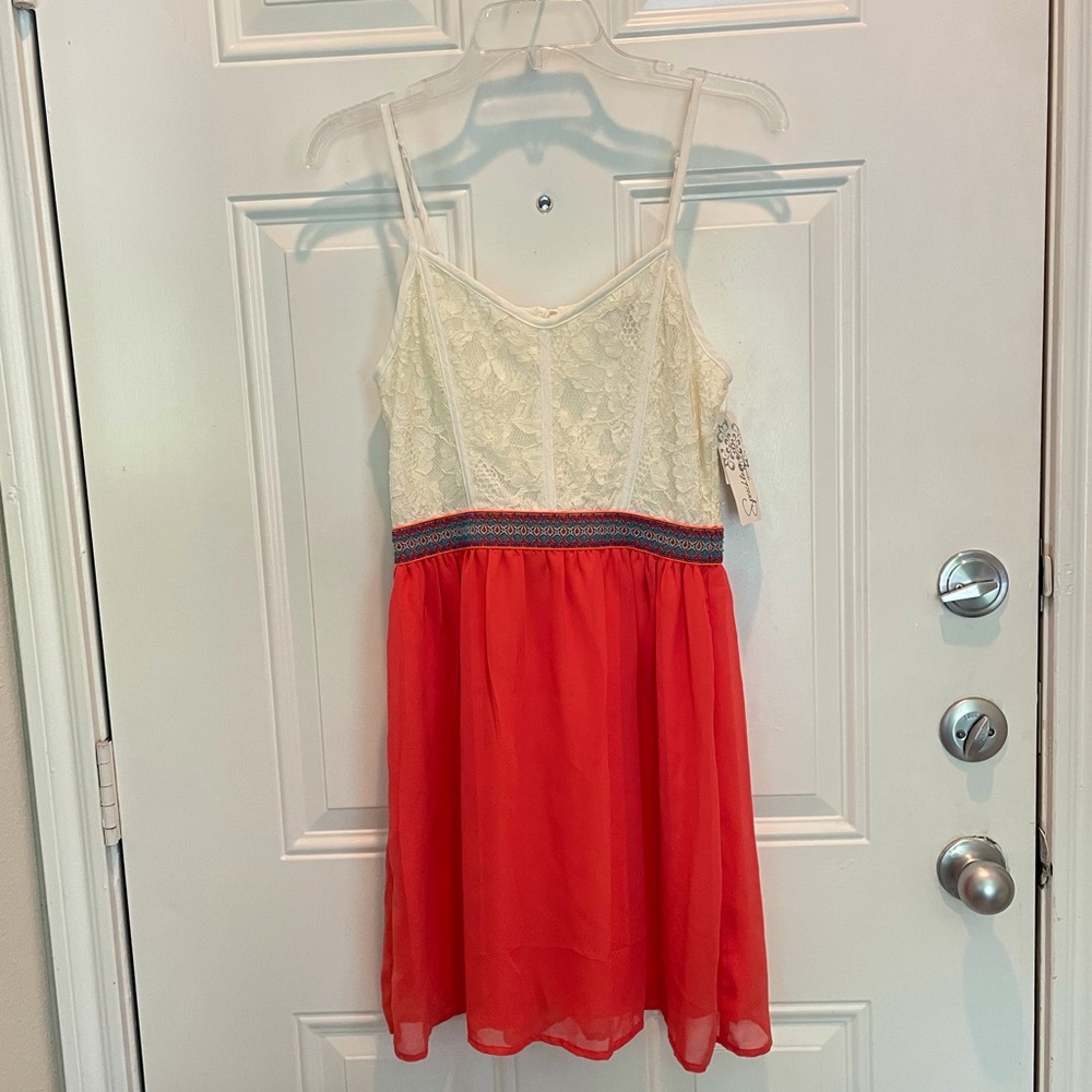 Speechless Coral Ivory Lace Spaghetti Strap Mini Dress Size Junior’s Medium